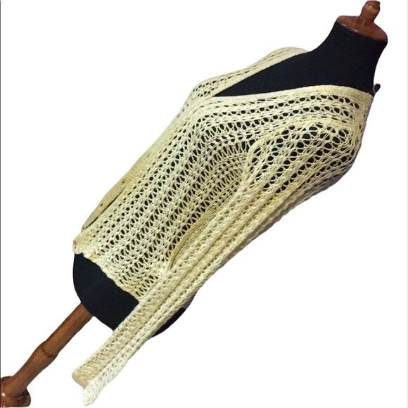 Evelyn & Arthur Crocheted cardigan size medium. NWT - Picture 2 of 10